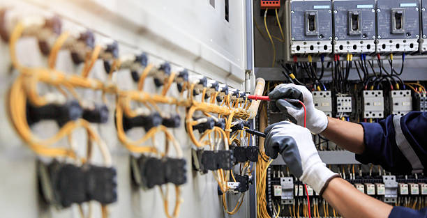 Professional Electrician technician working in Plainville, KS
